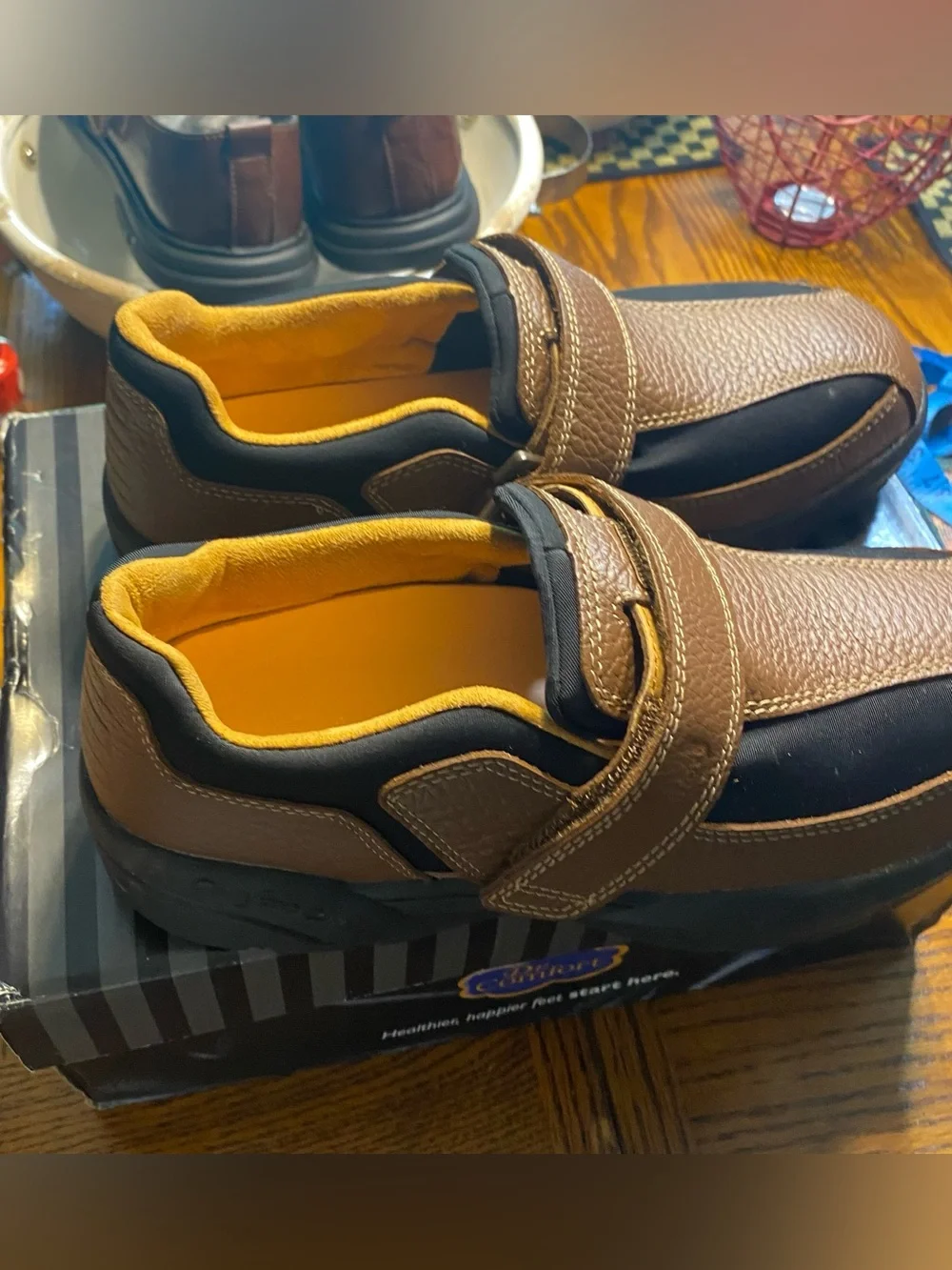 Dr. Comfort Douglas Men's Casual Shoes Chestnut Size 8 W